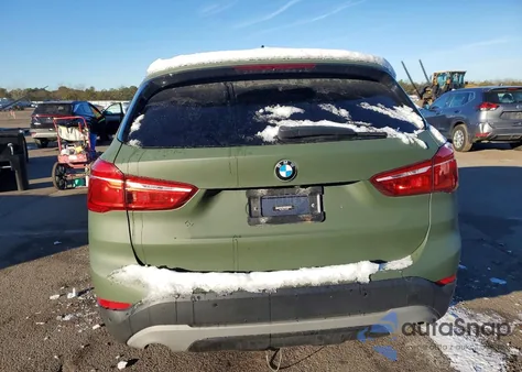 2018 BMW X1 xDrive28I z USA, uszkodzony, nr VIN WBXHT3Z31J4A66680